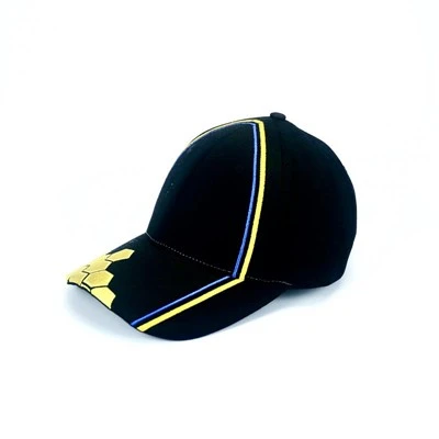 Vyrai vėsina „Snapback“ skrybėles